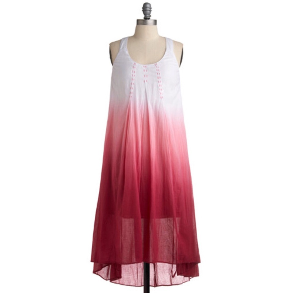 Sky’s Clearing Dress in Loganberry